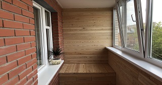 Отделка, остекление, утепление балконов в Новоалтайске от 207 руб. м/2.